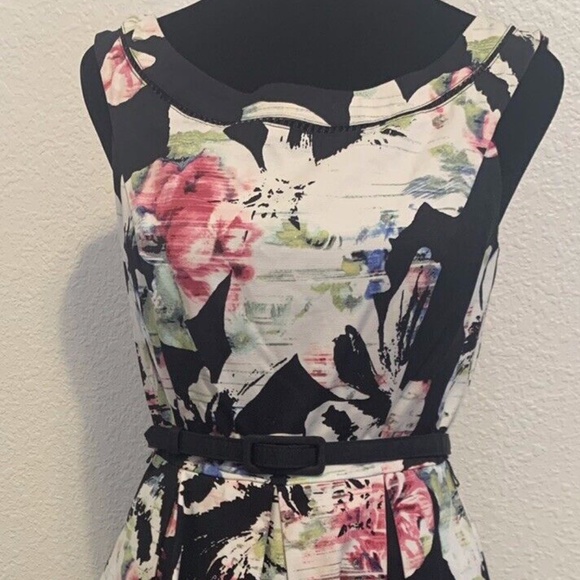 White House Black Market Spring Floral Princess Rockabilly Dress Women's Size 0 - Picture 3 of 14